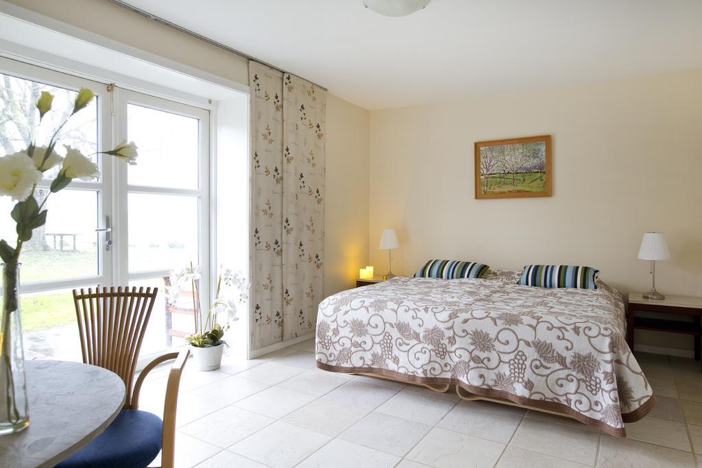 Tiendegaarden Møns Klint Bed & Breakfast Borre