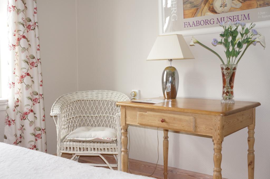 Tiendegaarden Mons Klint Couette-café